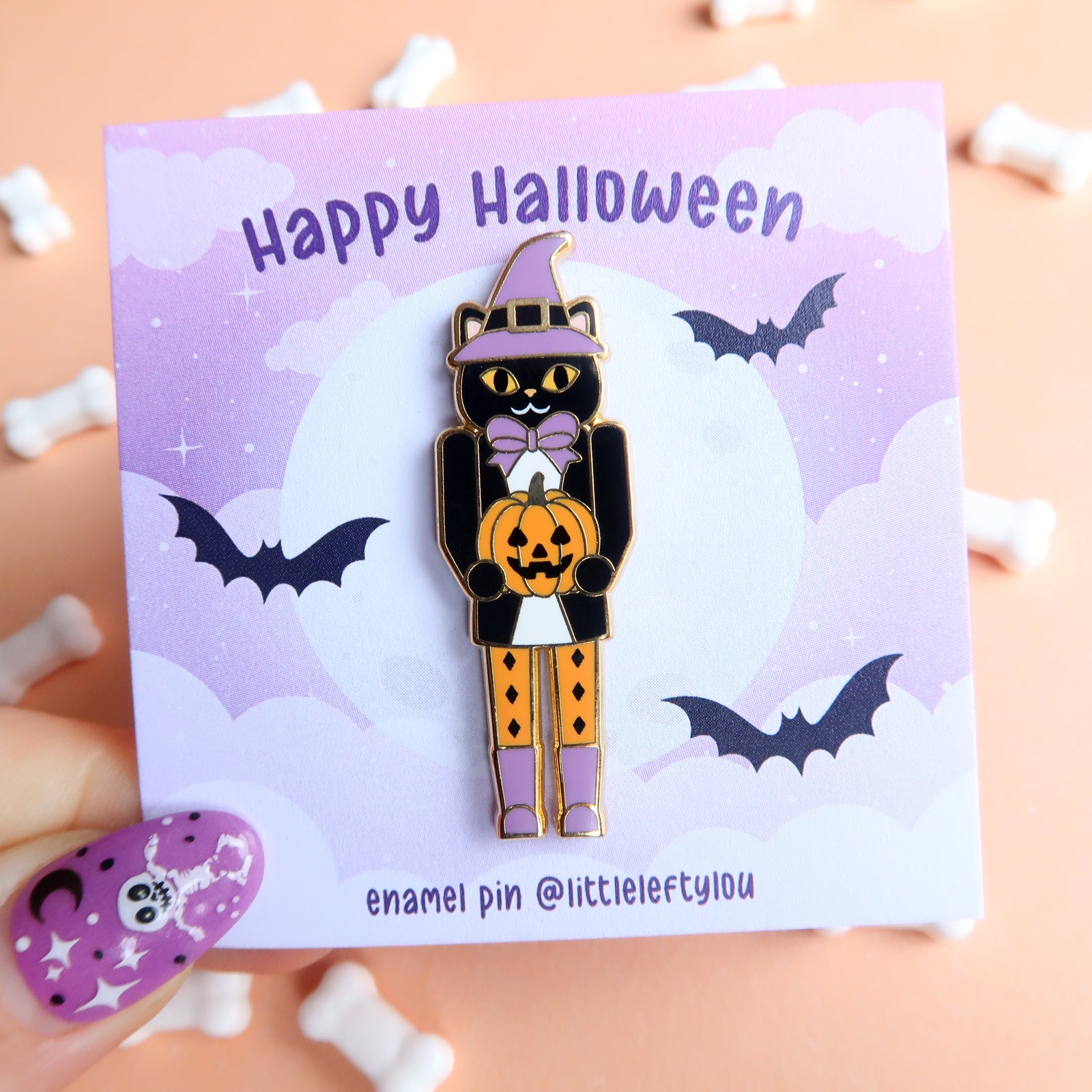 Halloween Notenkraker Pin - Little Lefty Lou